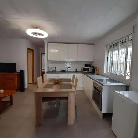 3-bedroom House In * トレビエハ